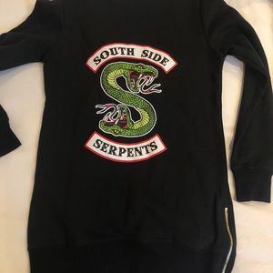 Riverdale long hoodie